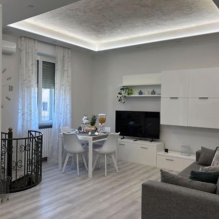 B&B Stella Somma Lombardo Luaran gambar